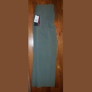 Womens briggs slacks NWT SIZE 12P green pants